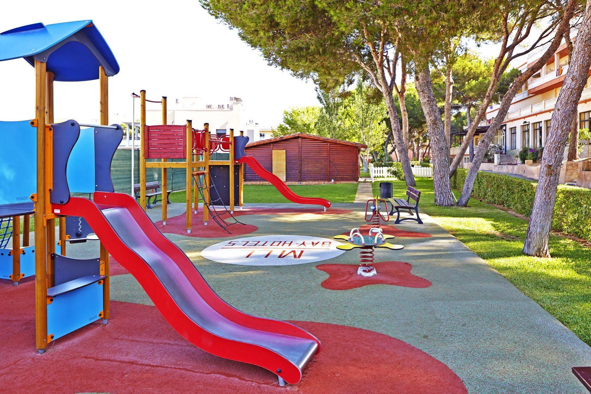 Sahara Nubia Gobi Hotel Ses Cadenes Екстериор снимка Playground